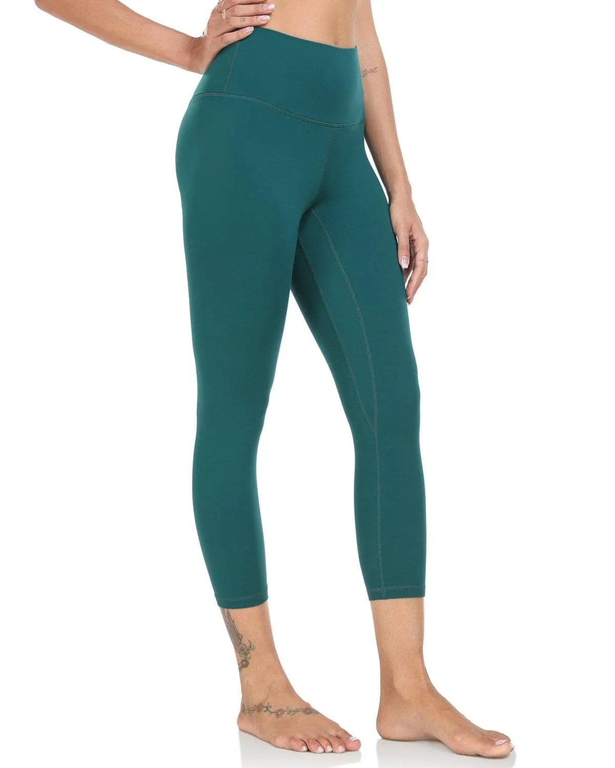 21" High Waisted Capris