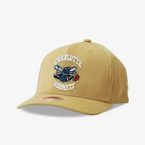 Charlotte Hornets Classic Redline Snapback - Camel Brown