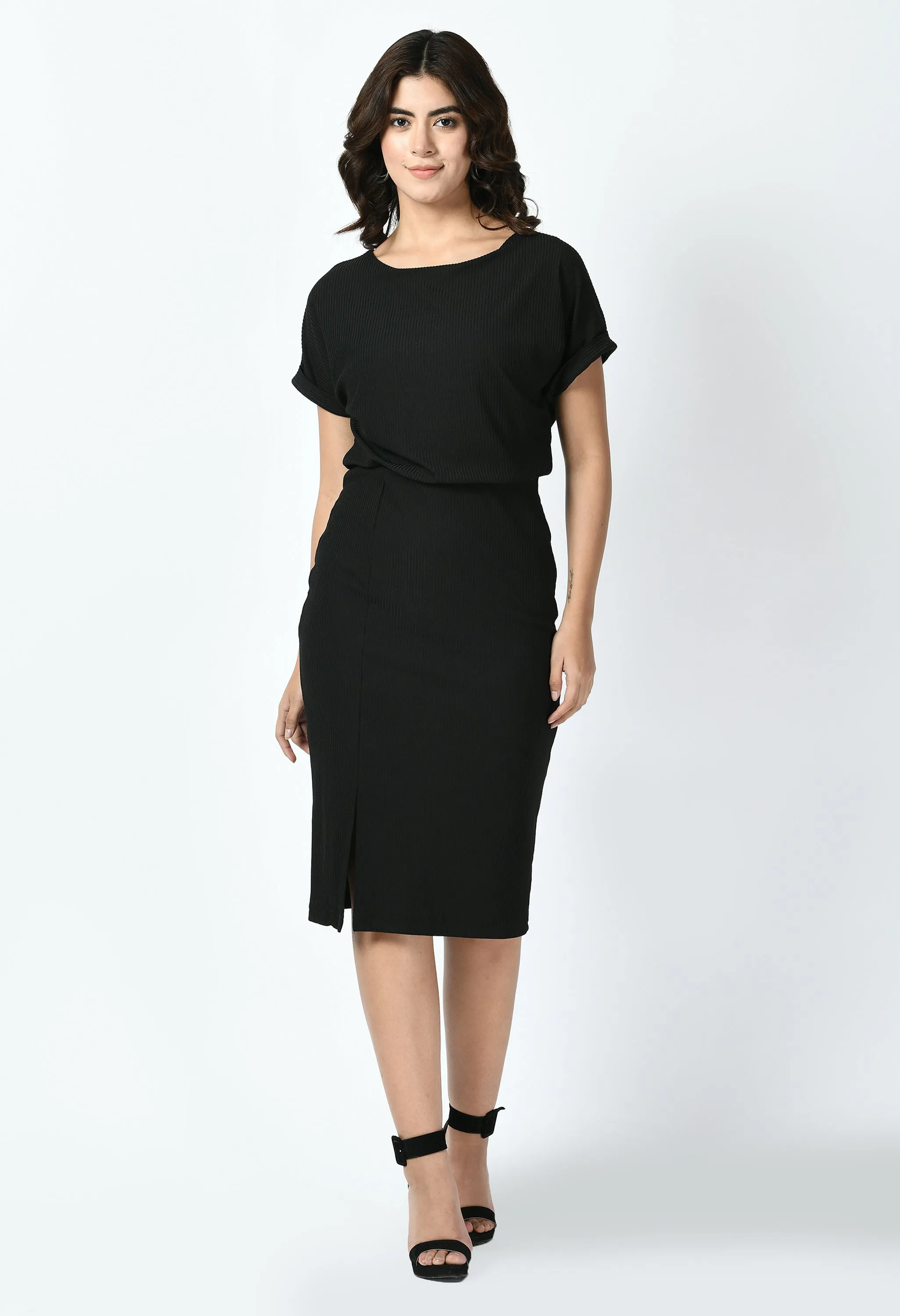 Exude Enigma Ribbed Blouson Dress (Black)