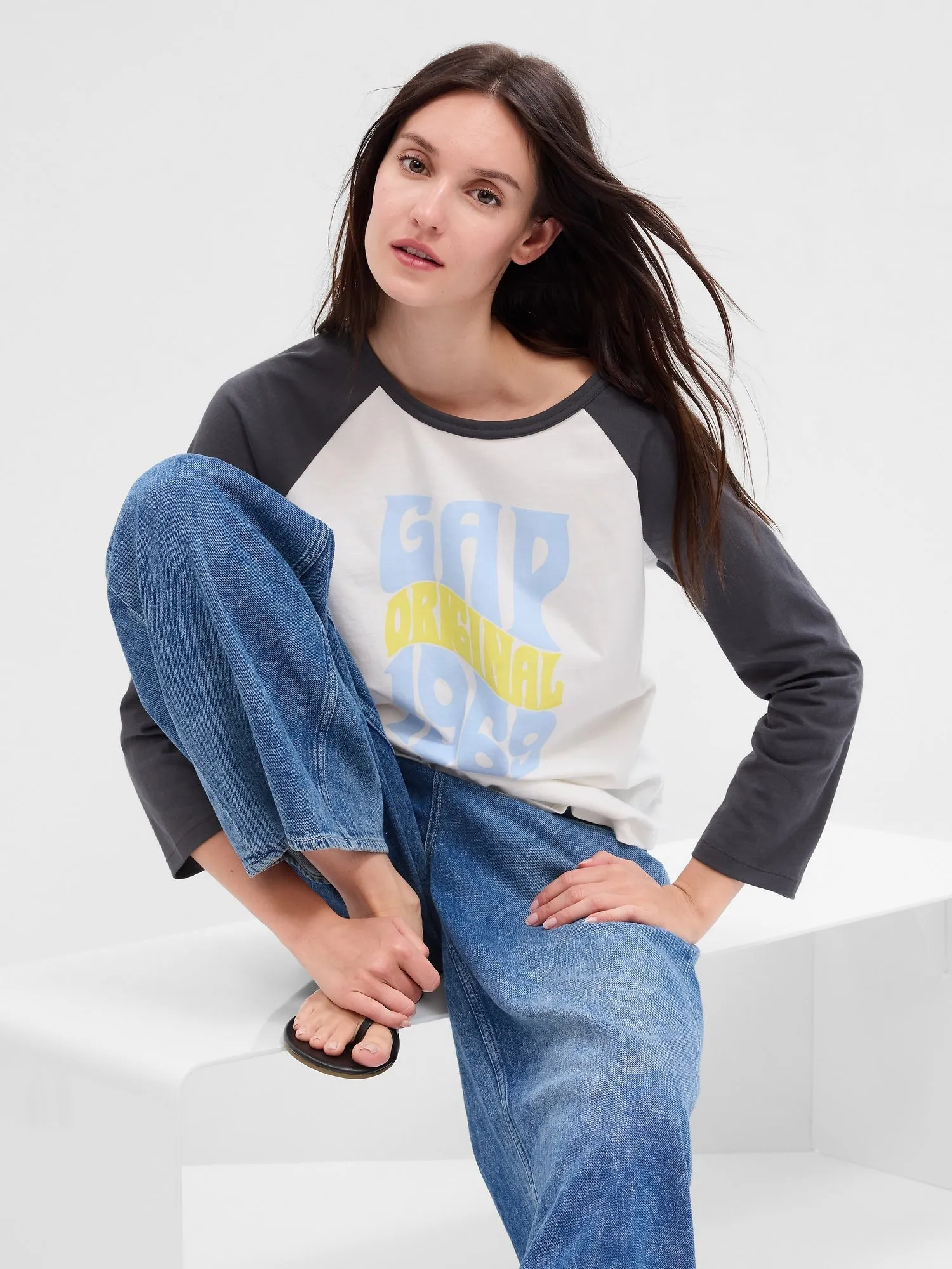 Gap Capsule Logo Raglan T-Shirt