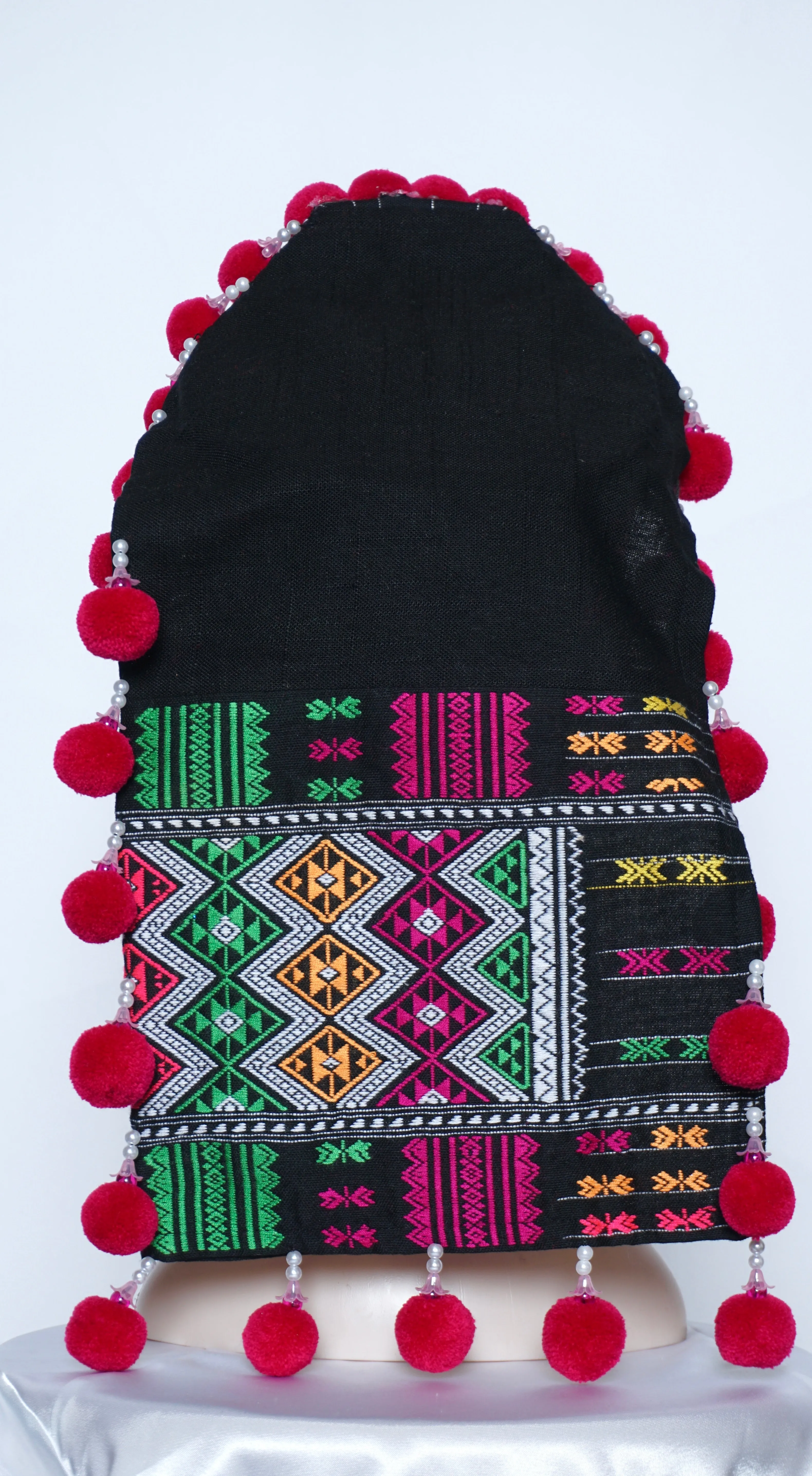 *Hmong Txaij Hat (20"-21")