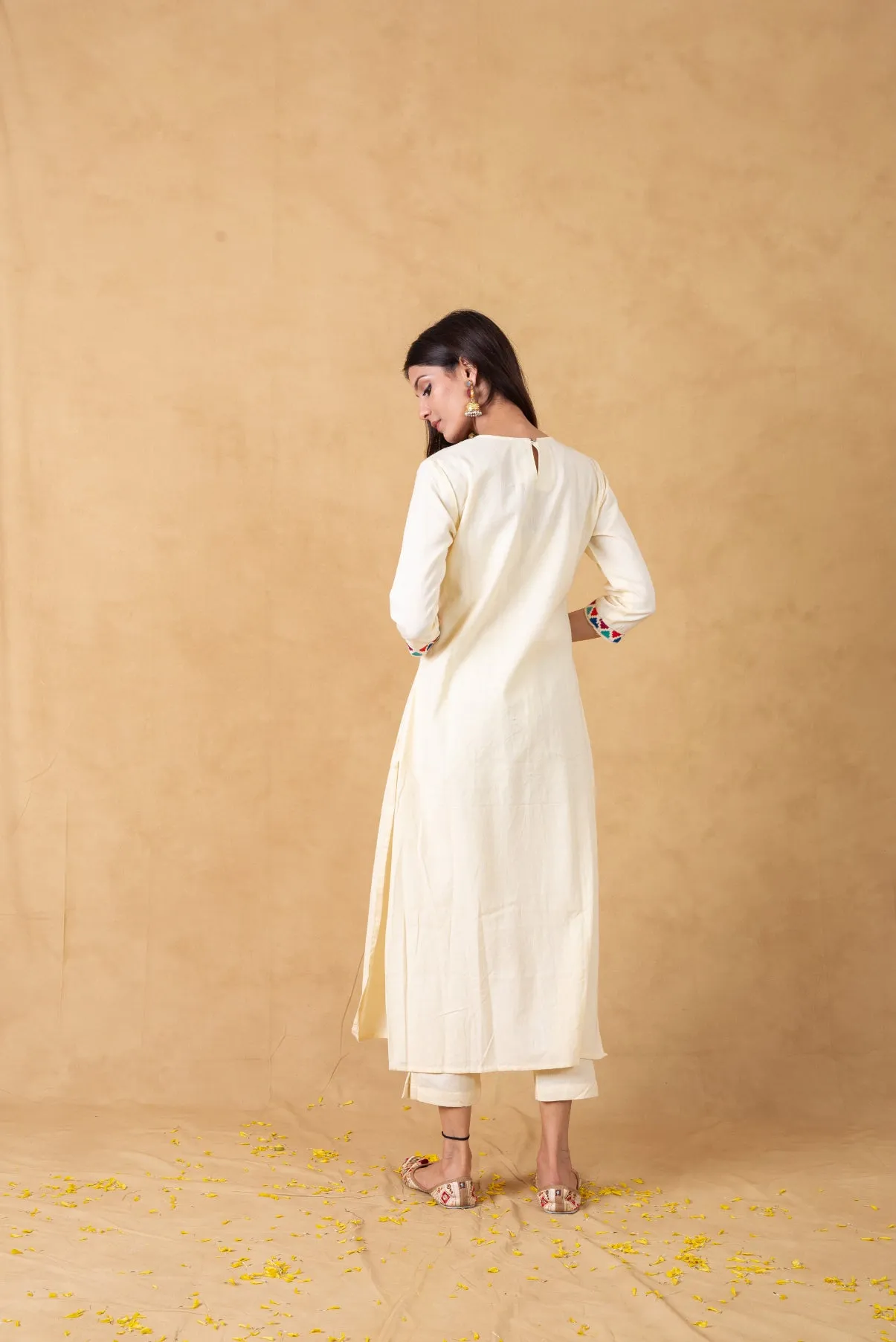 Off White Organic Cotton Kurta With Embroidered Yoke