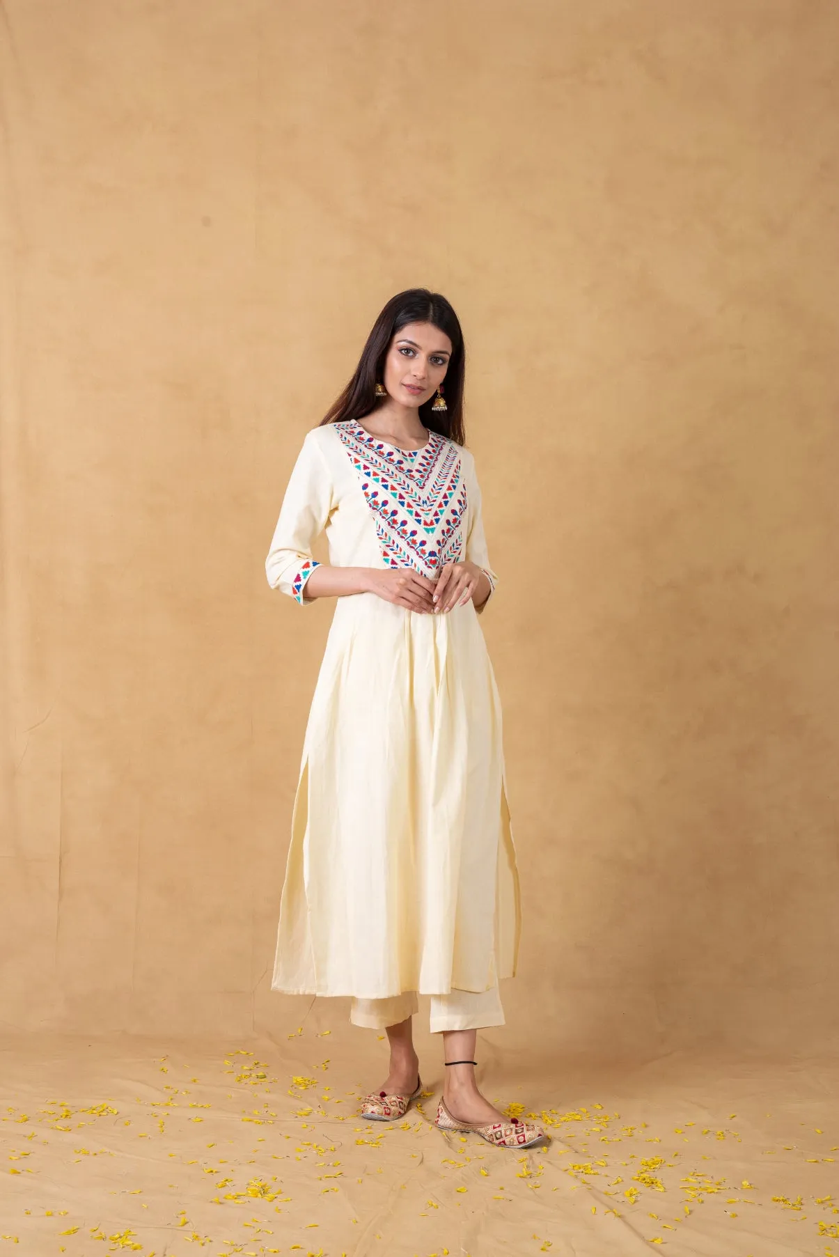 Off White Organic Cotton Kurta With Embroidered Yoke