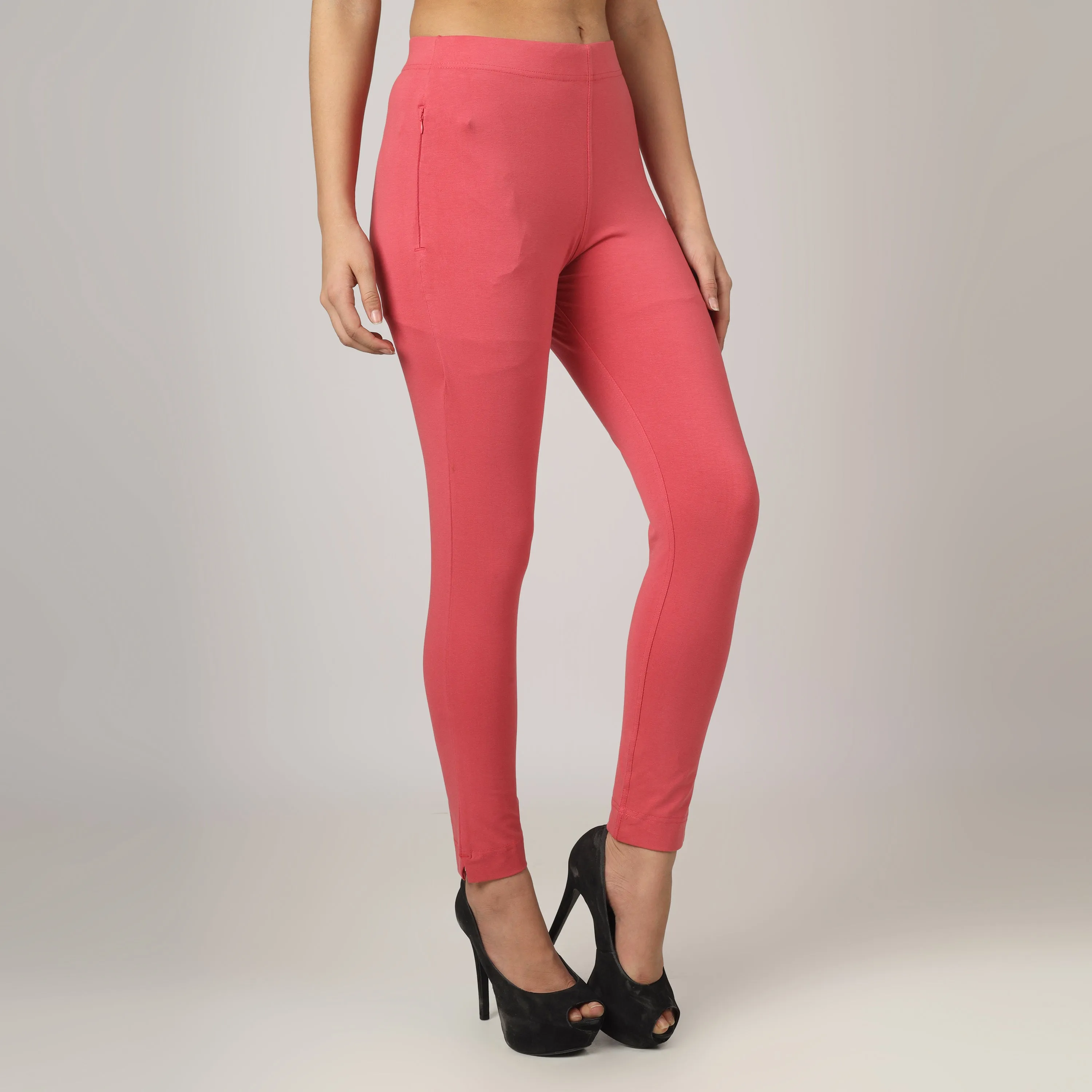 On & On Women Straight Pant