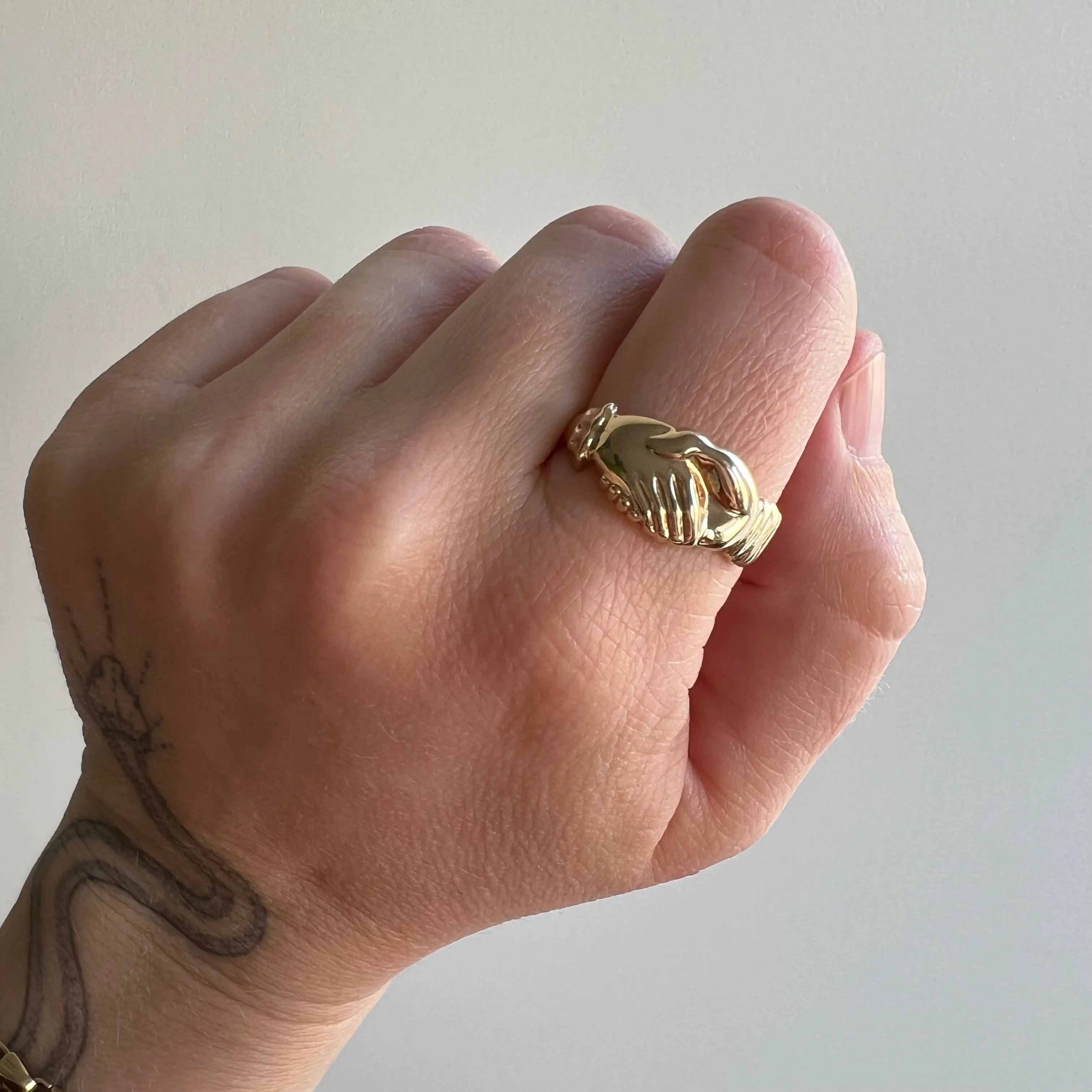 P R E - L O V E D // my hand in yours / 9k yellow gold / size 8.5 