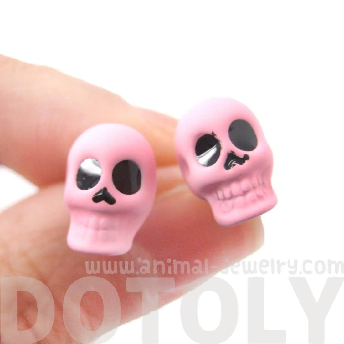 Skull Shaped Skeleton Themed Small Unisex Emo Stud Earrings in Light Purple