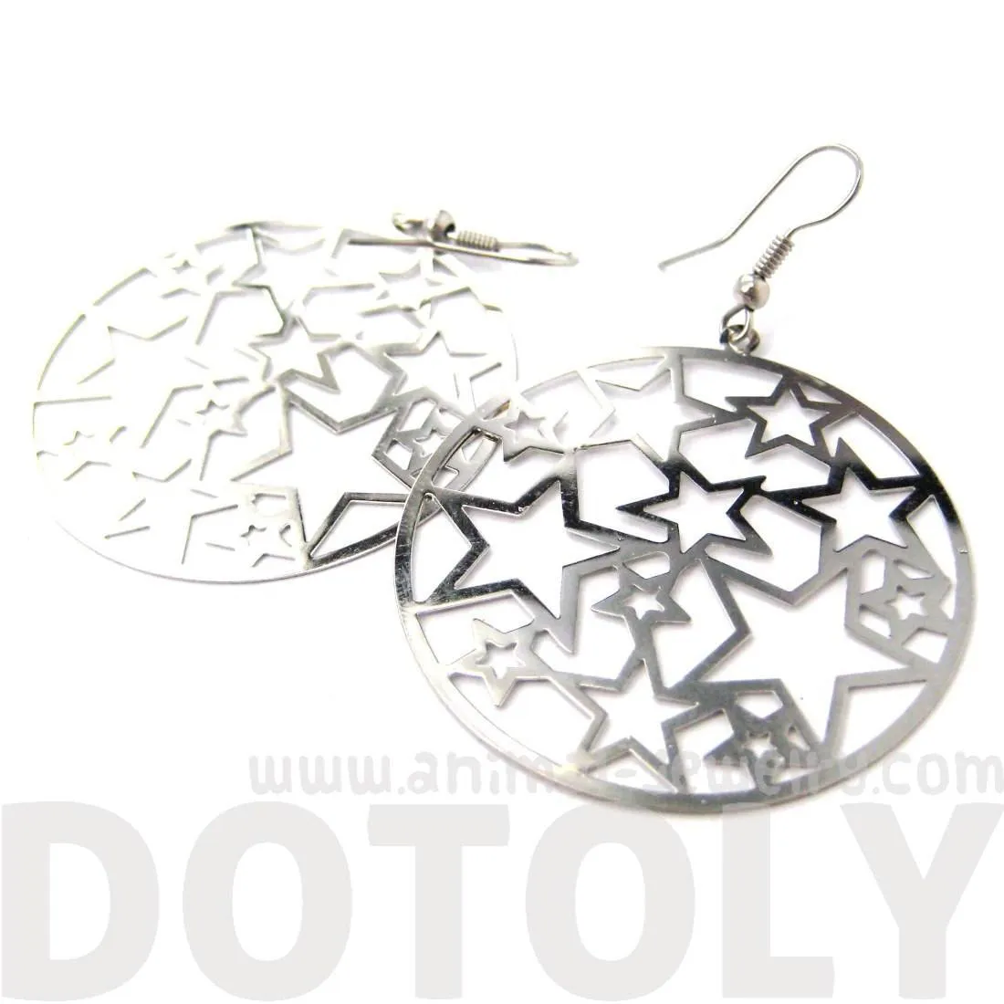 Star Outline Cut Out Round Disk Shaped Dangle Drop Earrings in Silver | DOTOLY