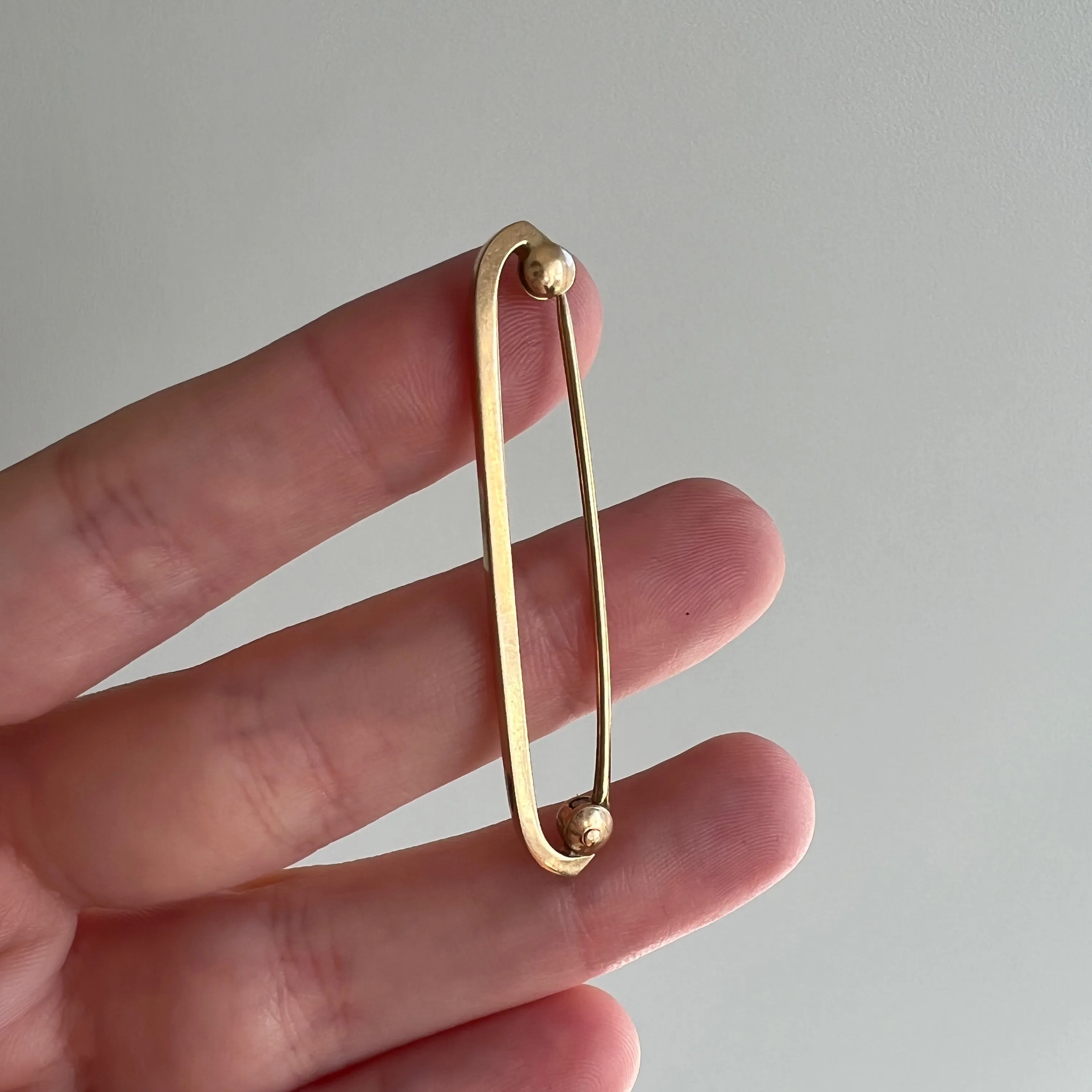 V I N T A G E // holding it together / 14k yellow gold safety pin / pendant, connector, charm holder