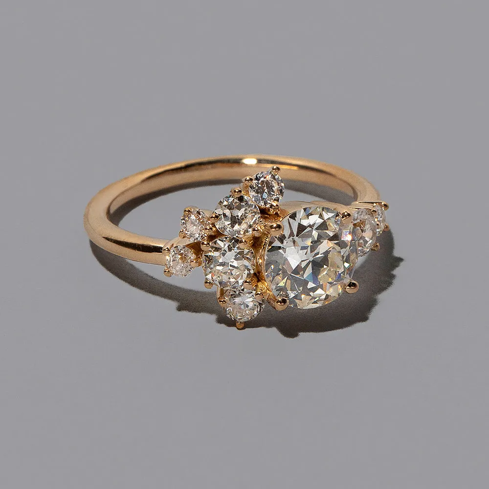 Vega Ring - Grand White Diamond