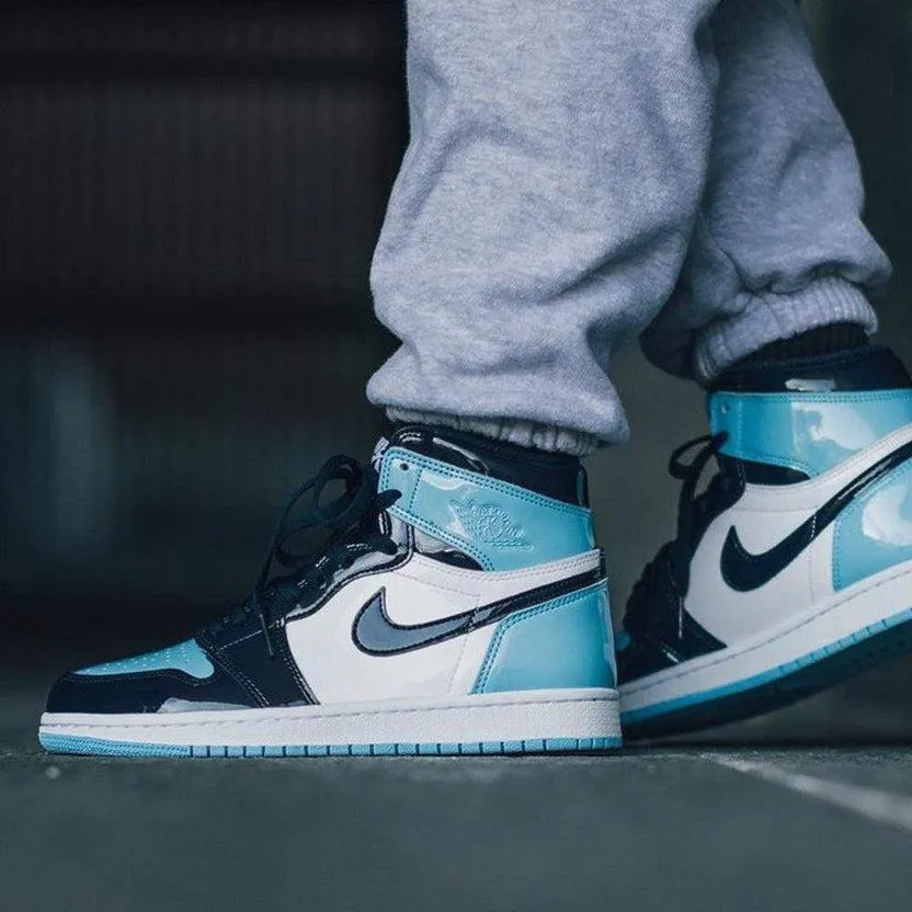 Wmns Air Jordan 1 Retro High UNC Patent Blue